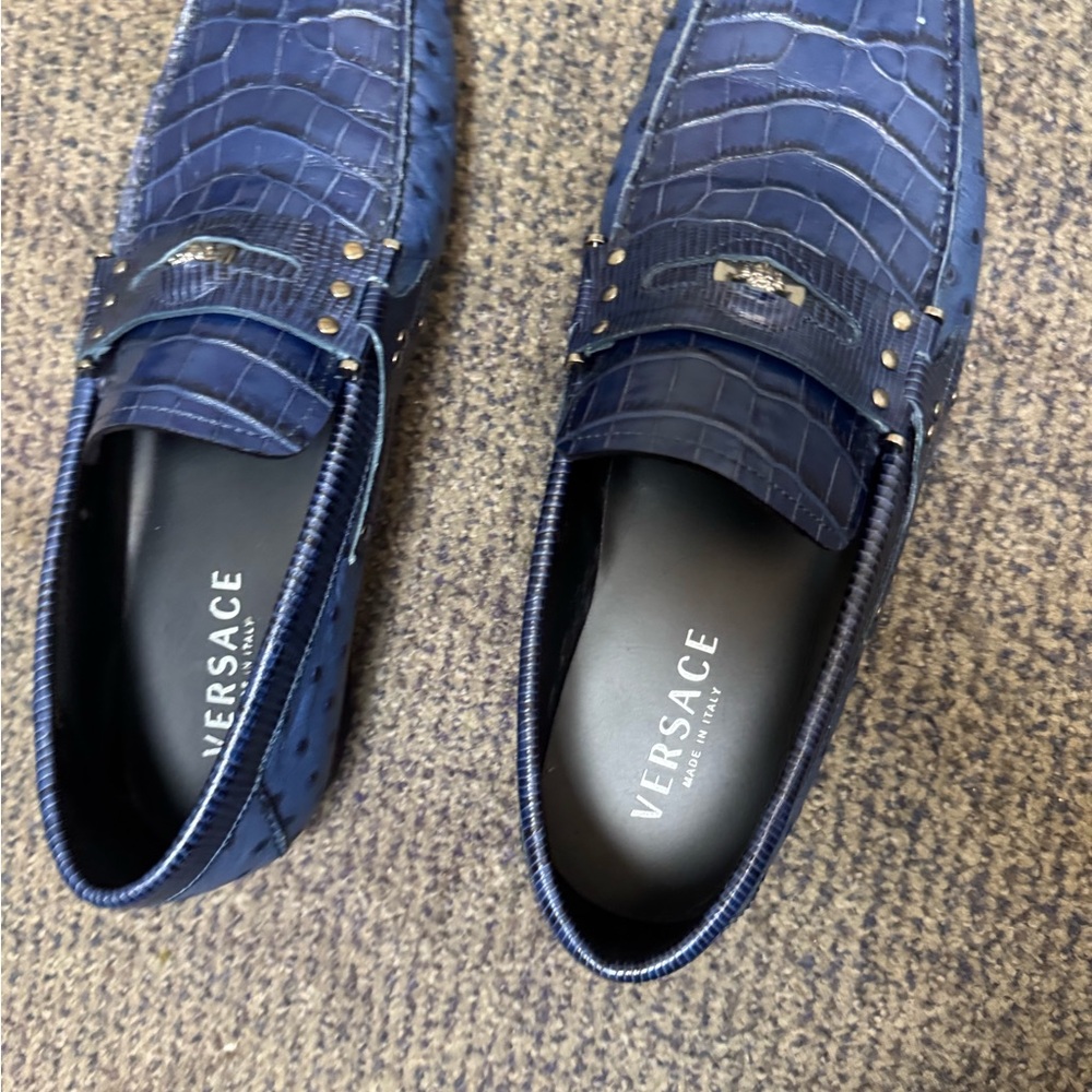 Versace Men's Croc-Embossed Navy Drivers / Loafers